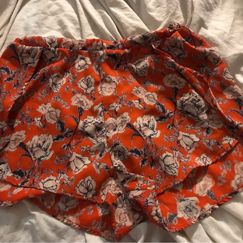 Audrey, floral, peek-a-boo shorts